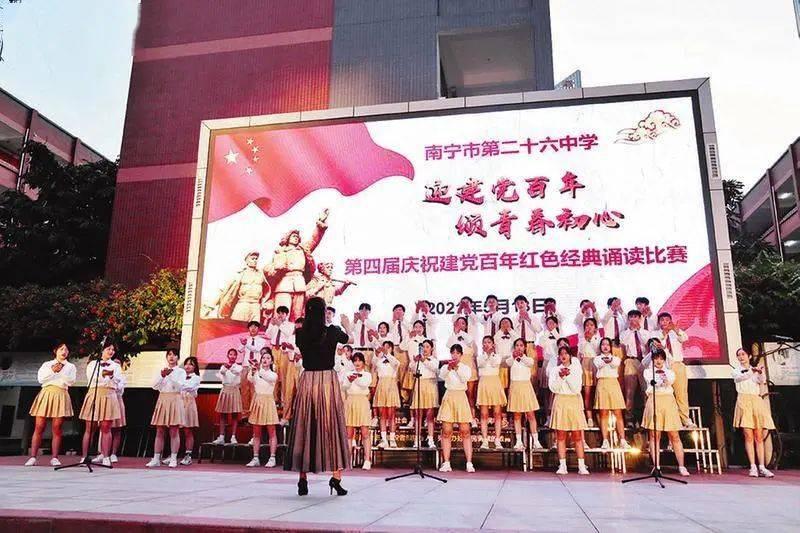 广东潮州:龙溪庙会热闹非凡 游神队伍沿山路奏响民乐